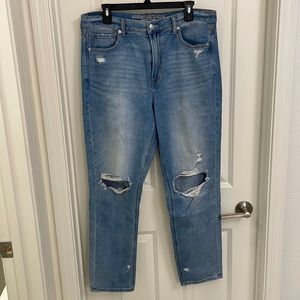 American Eagle Mom Jeans
